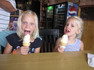 Girls getting icecream
