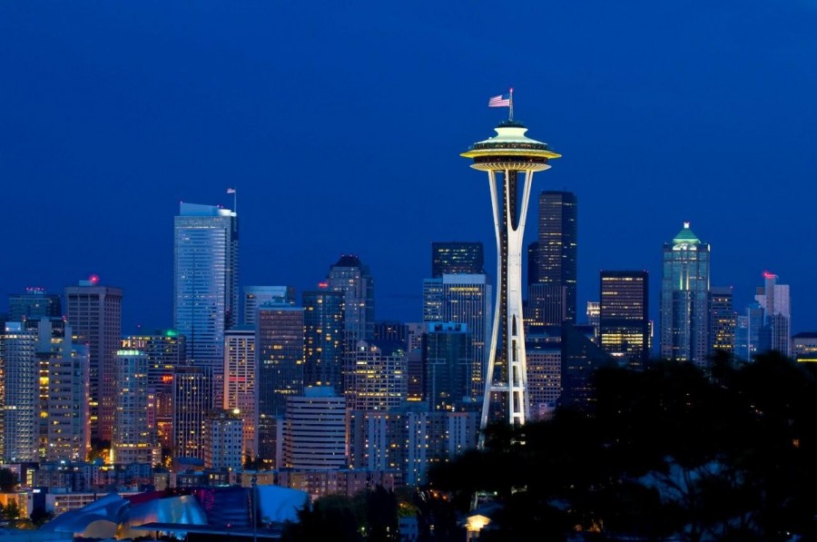 Seattle just before nightfall in Kerry Park